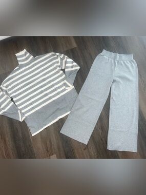 Striped Mock Neck Sweater Top and Wide Leg Knit Pants Set - Light Gray & White